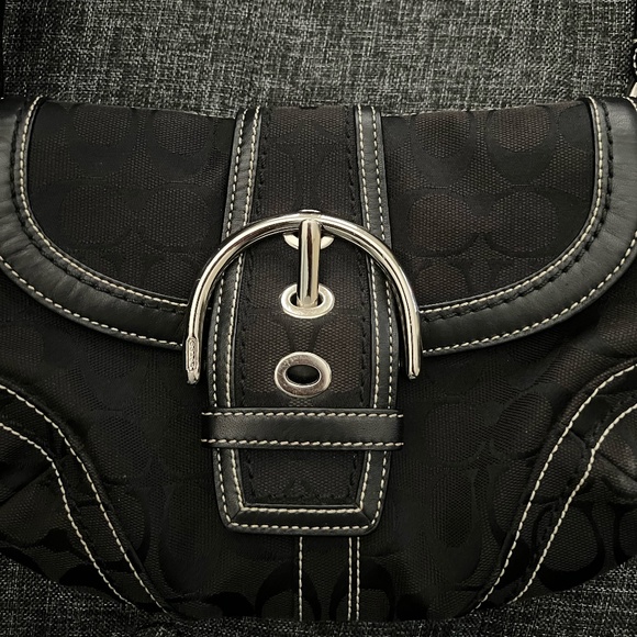 Coach Handbags - Vintage COACH Shoulder Bag